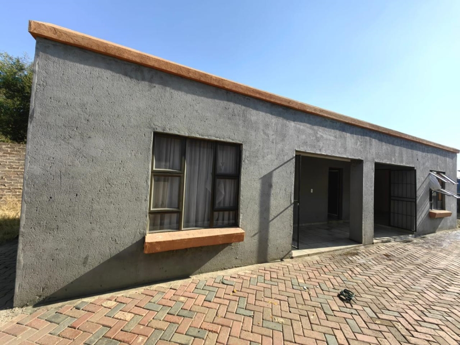 Commercial Property for Sale in Mooinooi North West